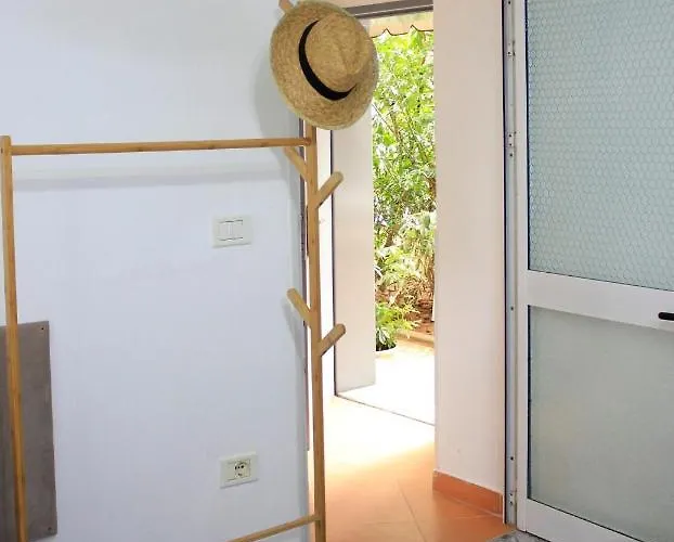 Appartement Theater Near Blloku Tirana