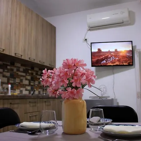 Theater Near Blloku Appartement Tirana