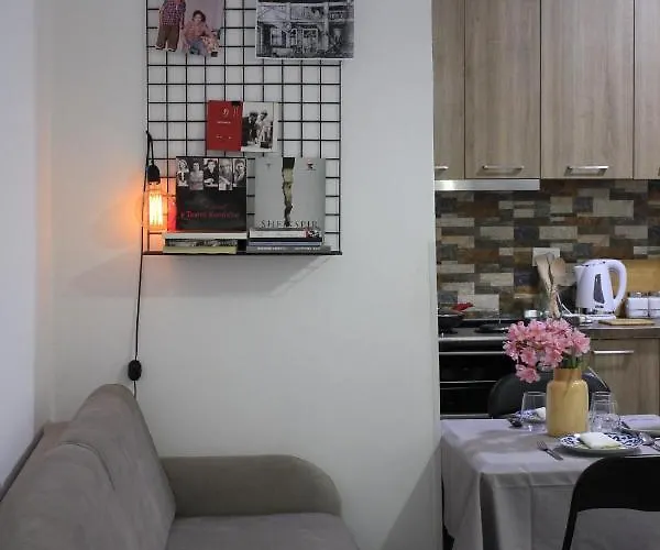 Apartment Theater Near Blloku Tirana